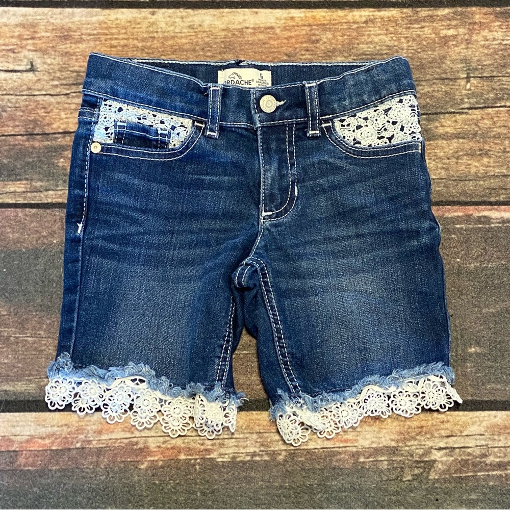 Jordache Dark Wash Denim Shorts with White Lace Trim Size 6